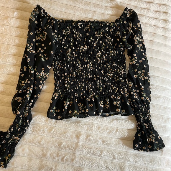 Tops - BLACK FLORAL SQUARE NECK TOP